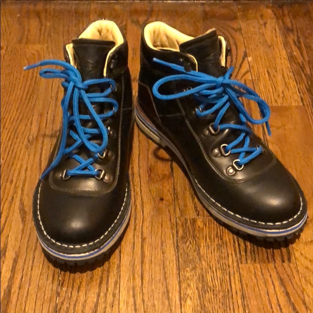 Merrel Sugarbush waterproof leather boots 6